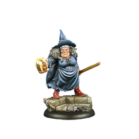 Micro Art Studio - Miniatures - Discworld Nanny Ogg (1)